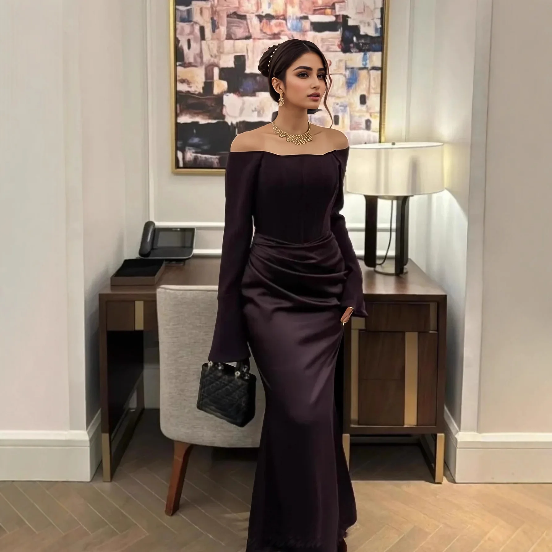 فستان سهرة نسائي طويل بدون حمالات