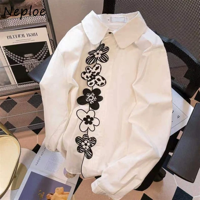 Neploe camicetta giapponese di fascia alta in stile Hong Kong Femme camicia  con ricamo floreale Chic 2023 autunno sciolto Vintage manica lunga Blusa -  AliExpress