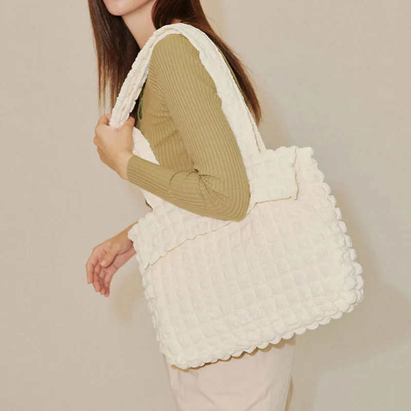 

Nylon Tote Bag Pleated Quilted Bubble Cotton Handbag Lightweight Simple Large Capacity Shoulder Bags