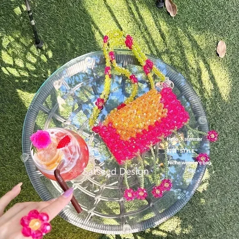 

Новая модная женская акриловая плетеная Сумка, летняя женская сумка с цветами из бисера, контрастные женские сумки по индивидуальному заказу