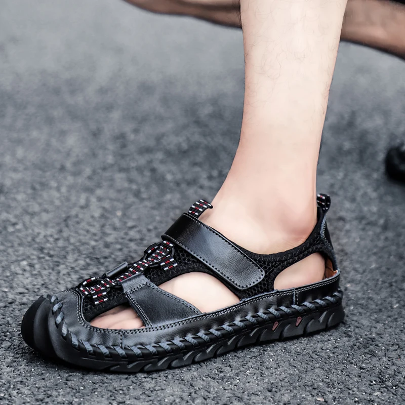 Men Sandals Baotou Dual Use Outside Wear Leisure Beach Breathable Anti-slip Wear-resistant Deodorant Casual Slippers