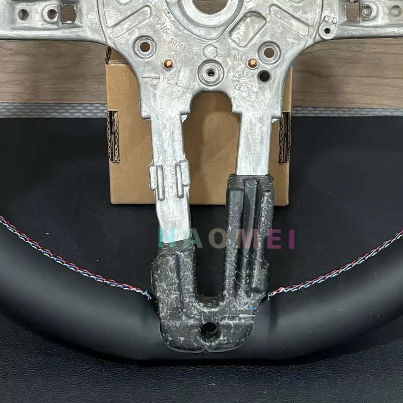 BMW M5 M3 M2 M8 F10 F30 E90 E89 F12 F13 E92 F20 F06 F80 F82 F83 F31 스티어링 휠 가죽 커버 스티어링 휠 자동차 액세서리
