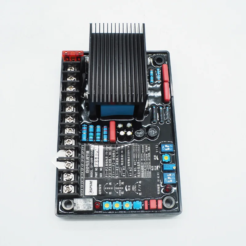 

Автоматический регулятор напряжения AVR 2058B специально разработан для поддержки основополагающего возбужденного генератора.