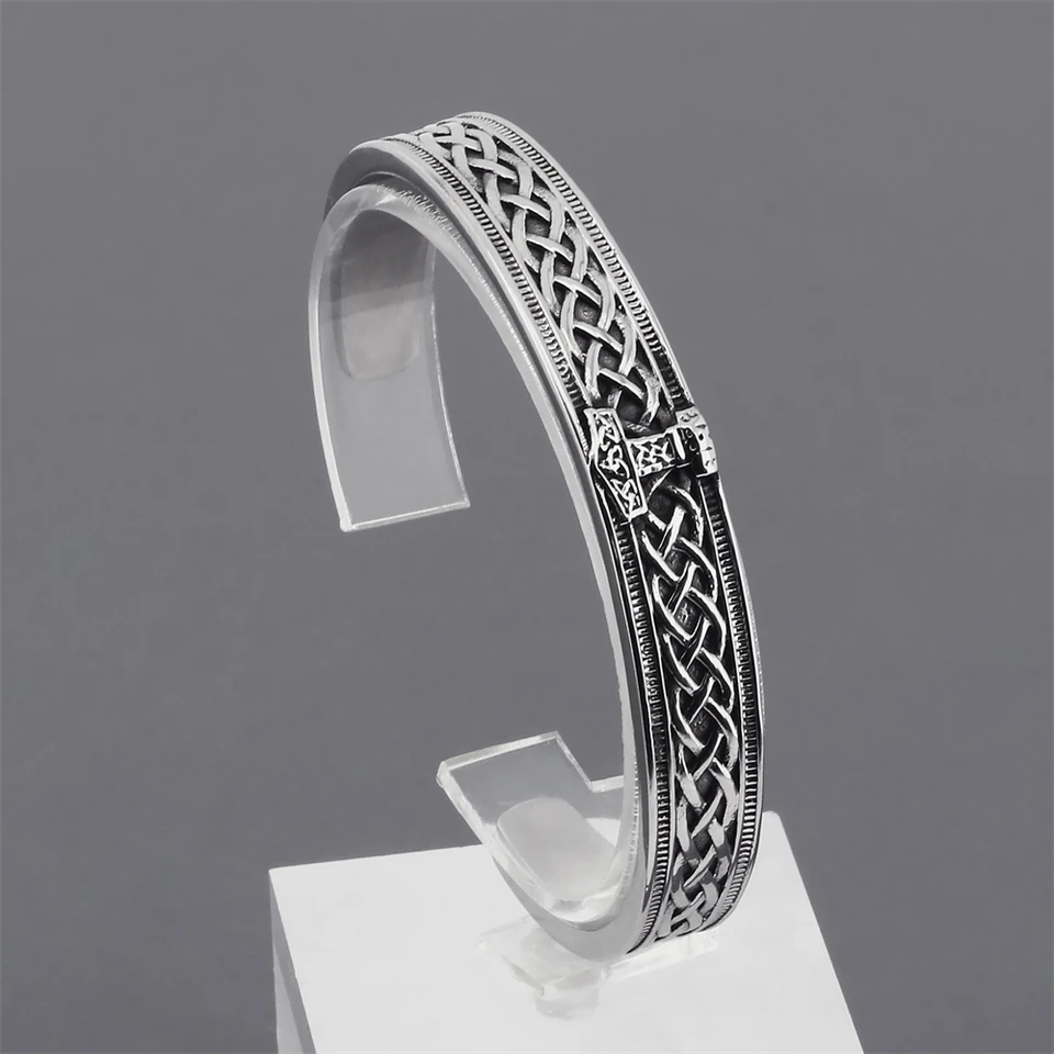 TURTLEDOVE Viking Thor Hammer Bracelet – Stainless Steel Rune Cuff, Pagan Amulet Jewelry, Unisex
