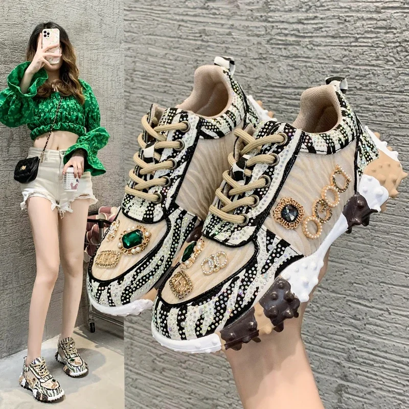 

New Spring Summer Rhinestone Women Sneakser Ins Tide Diamond Breathable Luxury Designers Casual Thick Bottoms Dad Shoes Sneaker