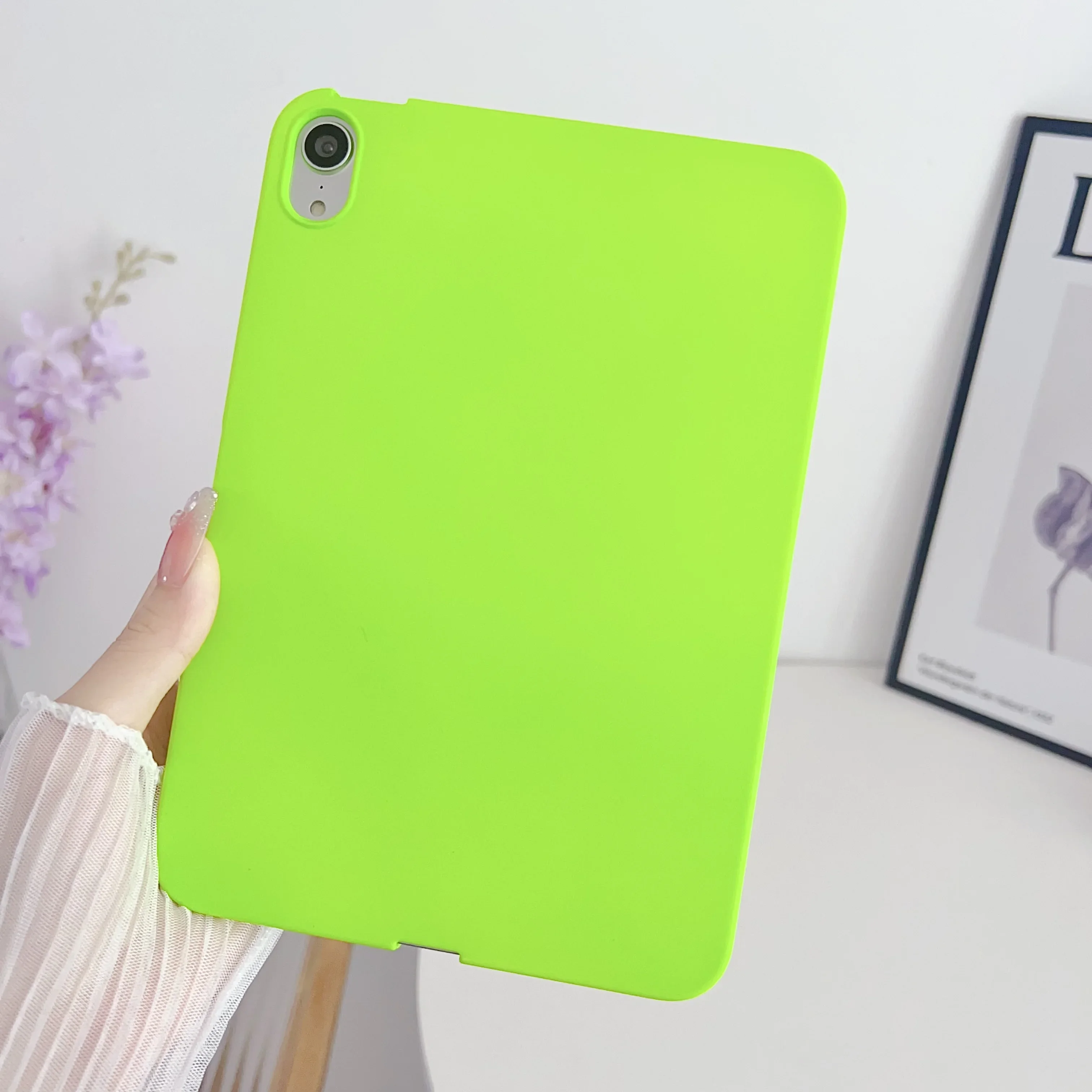 Premium Soft Silicone Cover for iPad - Enhanced Protection and Style