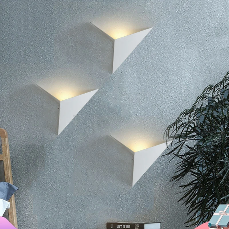 Modern minimalist triangle shape LED Wall Lamps Nordic style Indoor Wall Lamps Living Room Lights 3W AC85-265V Simple Lighting wall lights interior