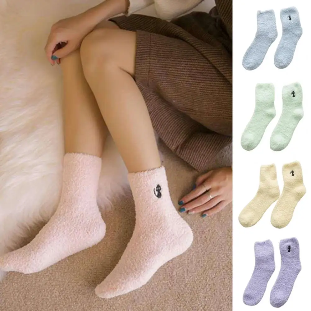 

Fuzzy Cozy Socks Soft Fluffy Winter Warmth Cozy Non-fading Floor Socks for Women Super Soft Loose Fuzzy Sleeping Socks Anti Skid