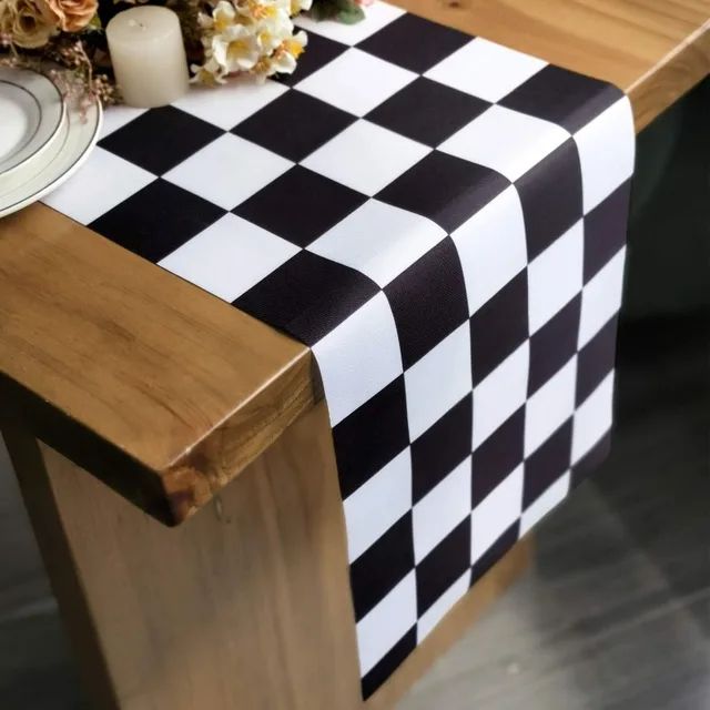 Runner Da Tavola A Scacchi Bianco E Nero - 6 Pezzi 35x274 Cm Per Feste E Compleanni