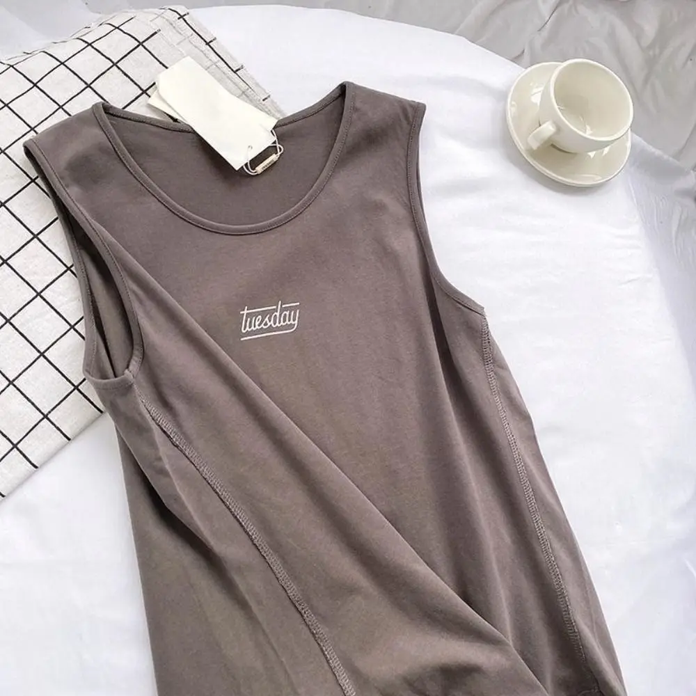 Description Picture 4 of itemBreathable Loose Sleeveless T Shirt Simple Curved Hem Vest Top Women Large Size Summer Clothes Casual Tank Top Girl Ladies