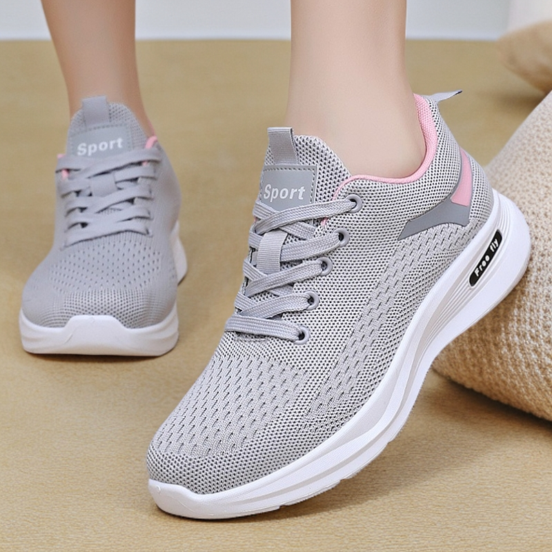 2025 New Lightweight and Comfortable Fly-woven Mesh Breathable Women's Shoes Soft-soled Mother Shoes Summer
