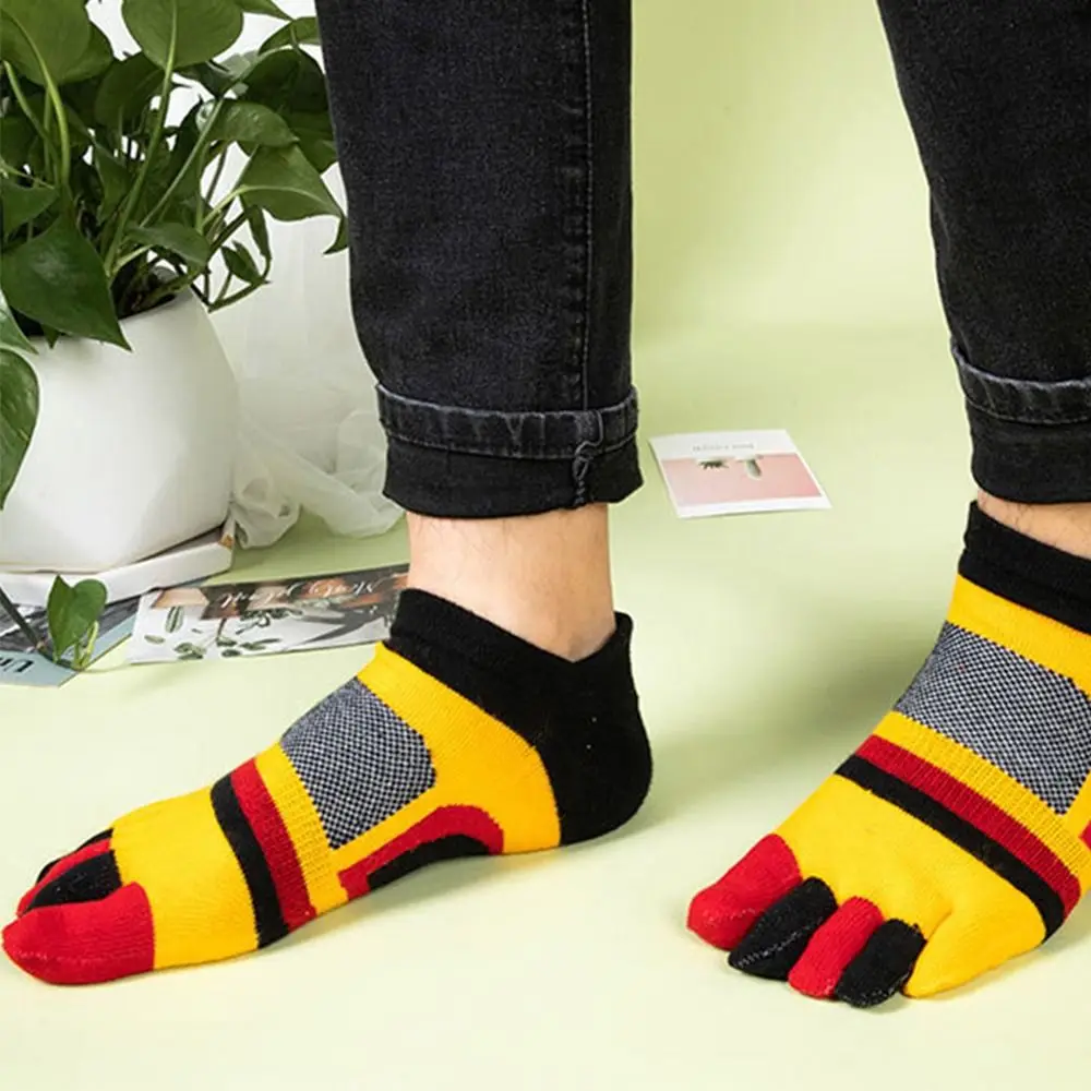 

Anti-Odour Casual Webbing Patchwork Breathable Sweat Absorption Men's Socks Five Finger Socks Striped Short Tube Socks