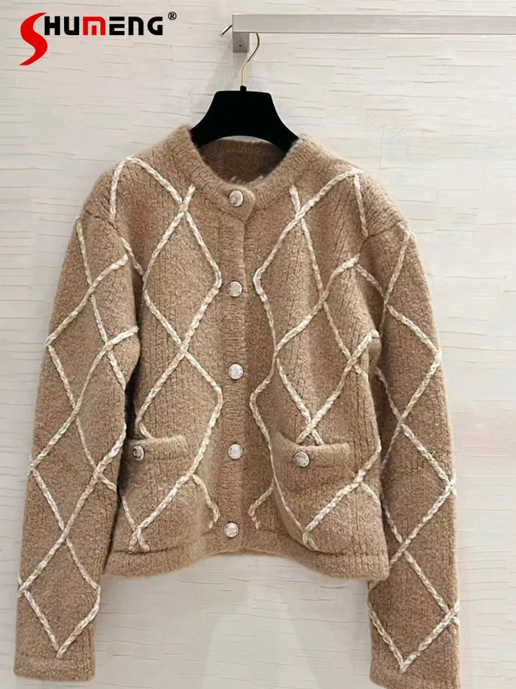 

Brown Knitted Cardigan Coats Women's Autumn Winter 2023 New Retro Sweaters Fashion High-End Feminine Long-Sleeved Knitted Tops