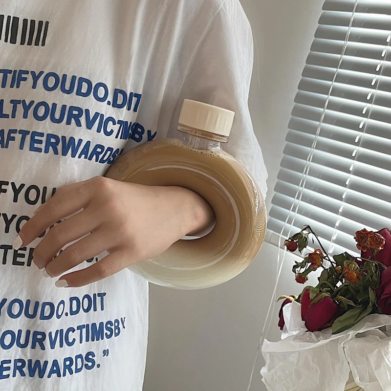 زجاجة مياه رياضية بلاستيكية ، وعاء شفاف على شكل دونات ، كوب شرب عصير للسفر في الهواء الطلق ، كوب محمول مقاوم للتسرب ، من من من من الخارج ،