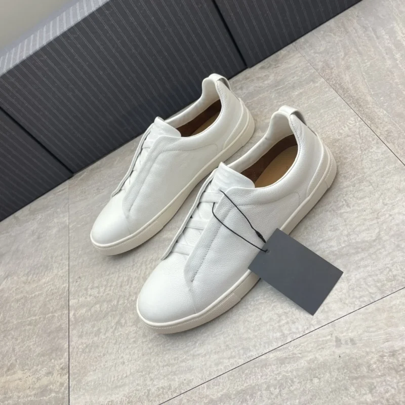 Classic men's casual trend high-quality leather non slip shoes, simple and versatile Korean soft sole breathable single shoes