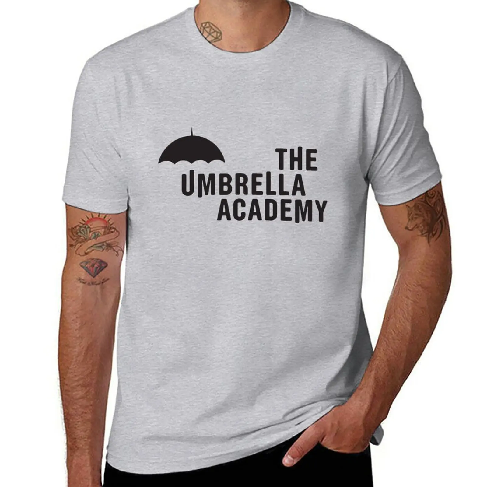Novità The Umbrella Academy - Logo With Lines T-Shirt Divertente T-Shirt Grafica T-Shirt Grafica Da Uomo