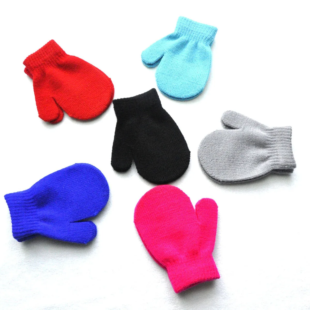 1pc Soft and Warm Kids Gloves for Winter Accessories Classic Design for 1-4 Year Olds Toddlers Baby Mittens 5