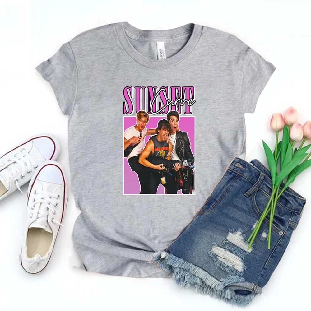 Vintage Sunset Curve T Shirt Julie and The Phantom Music Band T