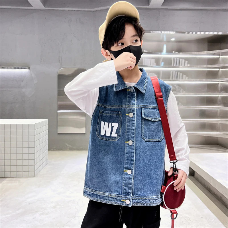 새로운 세련된 소년의 민소매 데님 조끼 포켓이 있는 어린이 봄 여름 의류 복장 데님 조끼 연령 5  14 Y