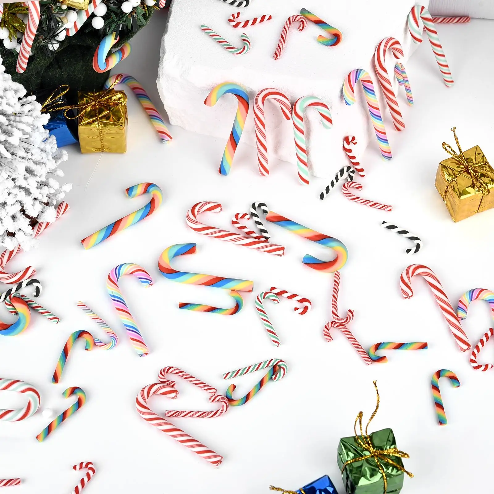 Candy resin ornaments resin embellishments 15/30PCS Mini candy canes miniature Christmas tree decoration pendant DIY scrapbook craft gift decor Merry Christmas ornament