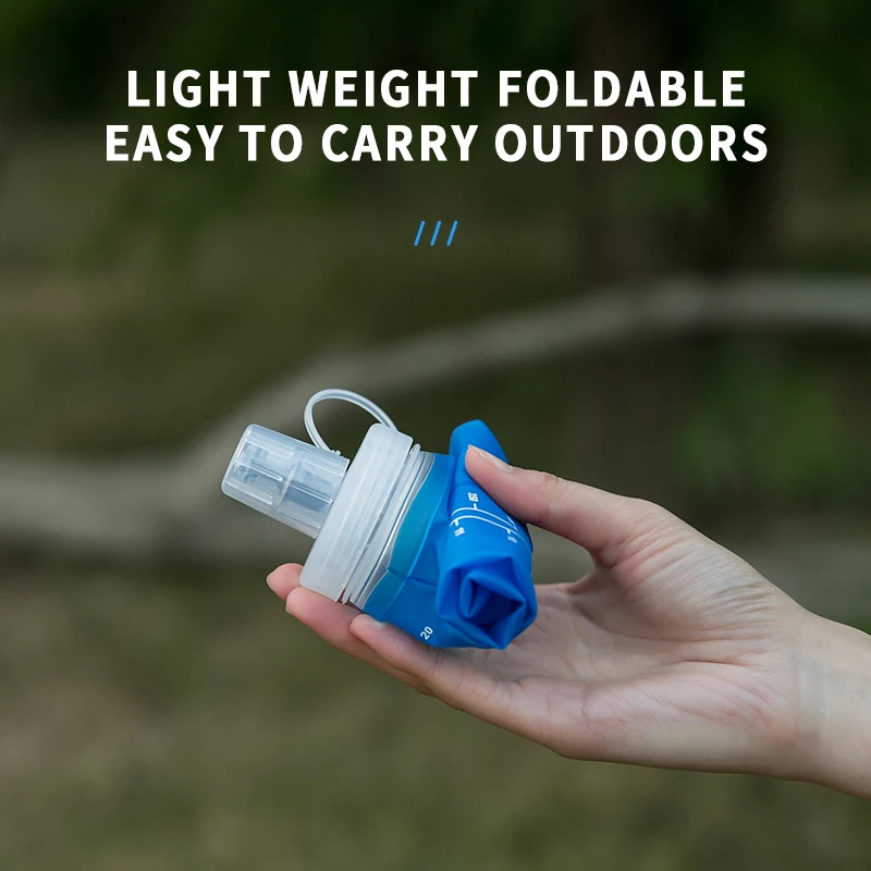 Sports Water Bottle Portable Water Bottle Sports Water Bag PACOONE Camping 600ml Soft Water Bottle Drinking Sport Folding Bag Flask Outdoor Running Hydration Pack Waist Bicycle BPA Free