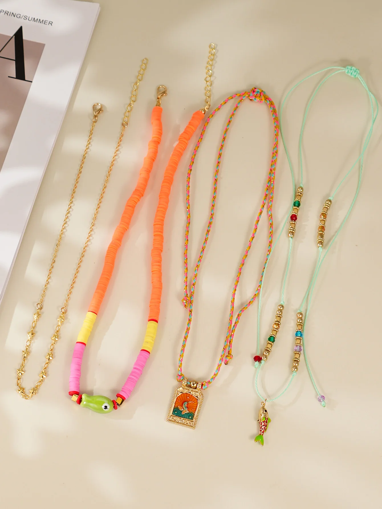 4pcs Bohemian Fish Dopamine Soft Ceramic Beads Adjustable Braided Rope Stacked Necklace Women Beach Vacation Commuting 3