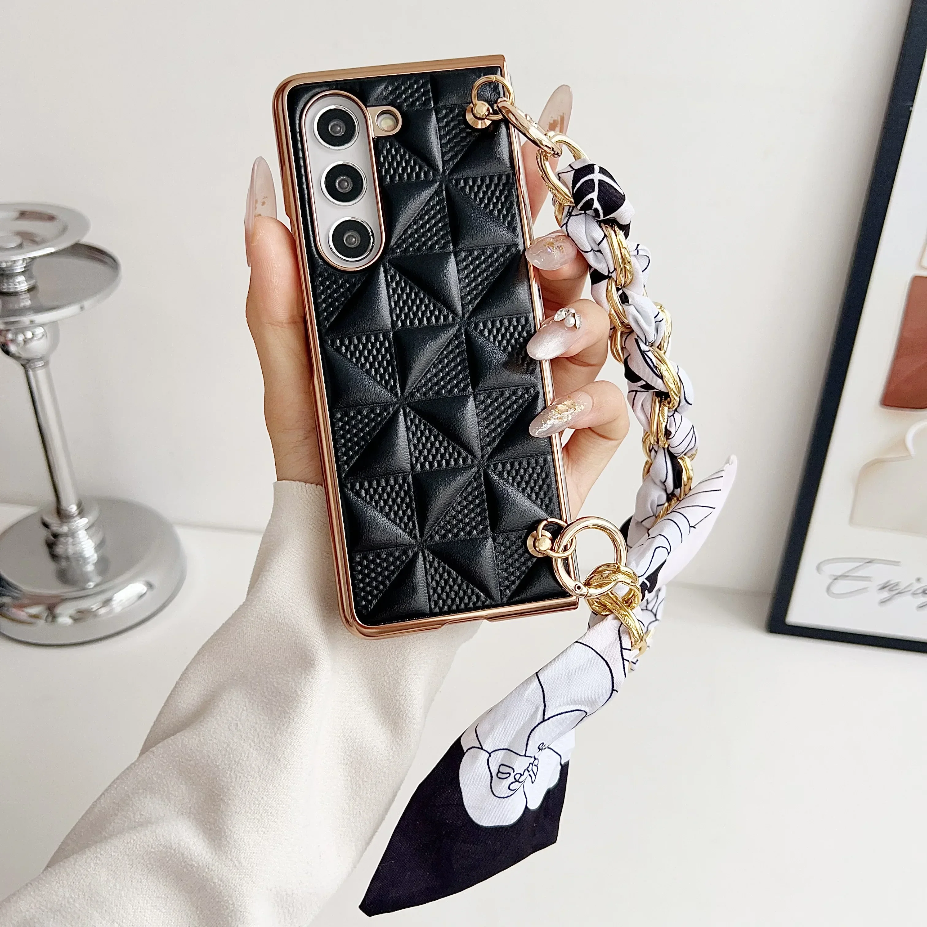 Coque de téléphone en cuir à treillis galvanisé de luxe pour Samsung Galaxy Z Flod 6 5 4 3 5G, étui de protection antichoc à la mode_voghion.com