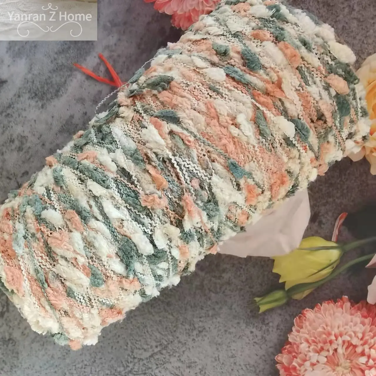 Doudou Line Wiring Colored Polyester Acrylic Blends Feather Fancy Yarn 250G Hand Knitting Garment Fashion Knitting Crochet Yarn