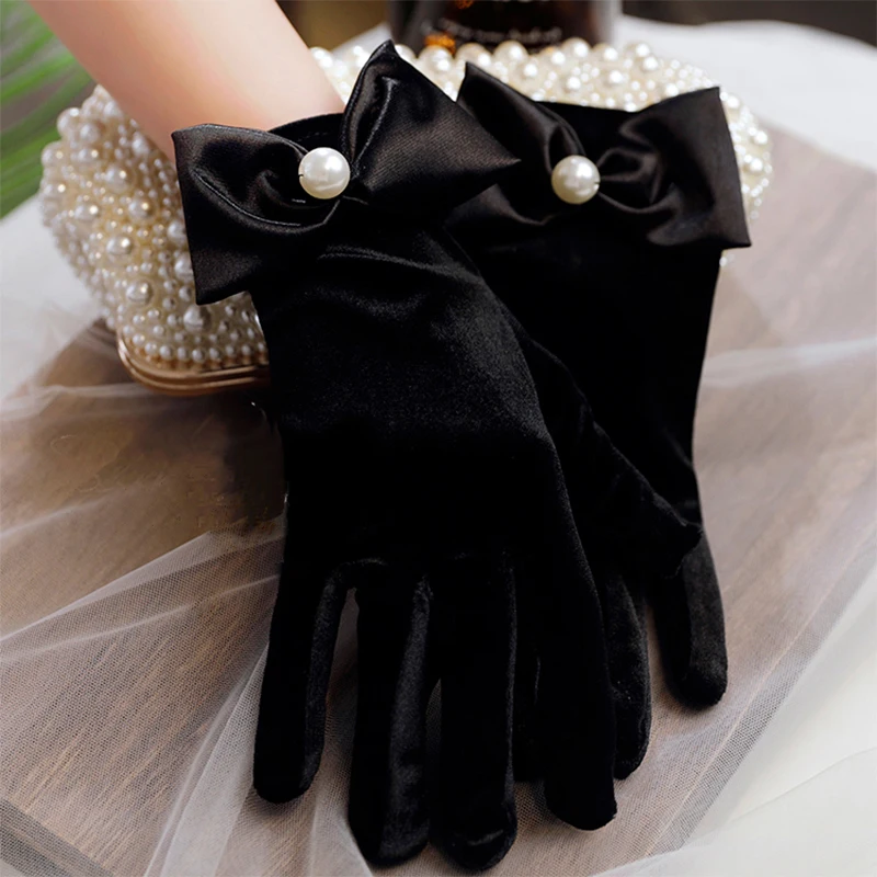 Hepburn Black Velvet Bowknot Gloves Evening Dress Accessories Studio Photography