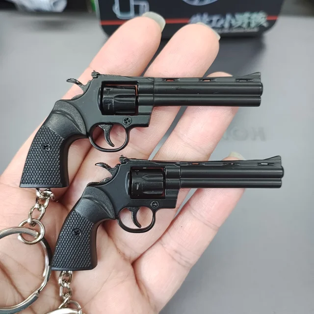 1:3 Miniature Revolver Pistol Model Detachable Alloy Toy Gun Keychain Pendant Ornaments Children's Toy For Adult Boys Gift 6
