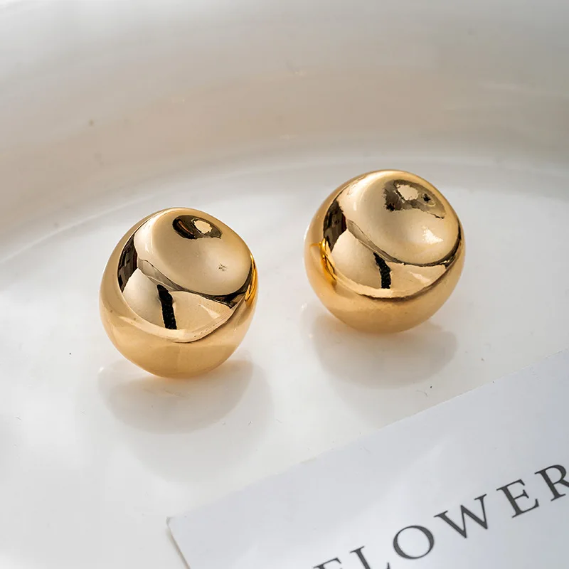

Light luxury fashion simple irregular round stud earrings for women
