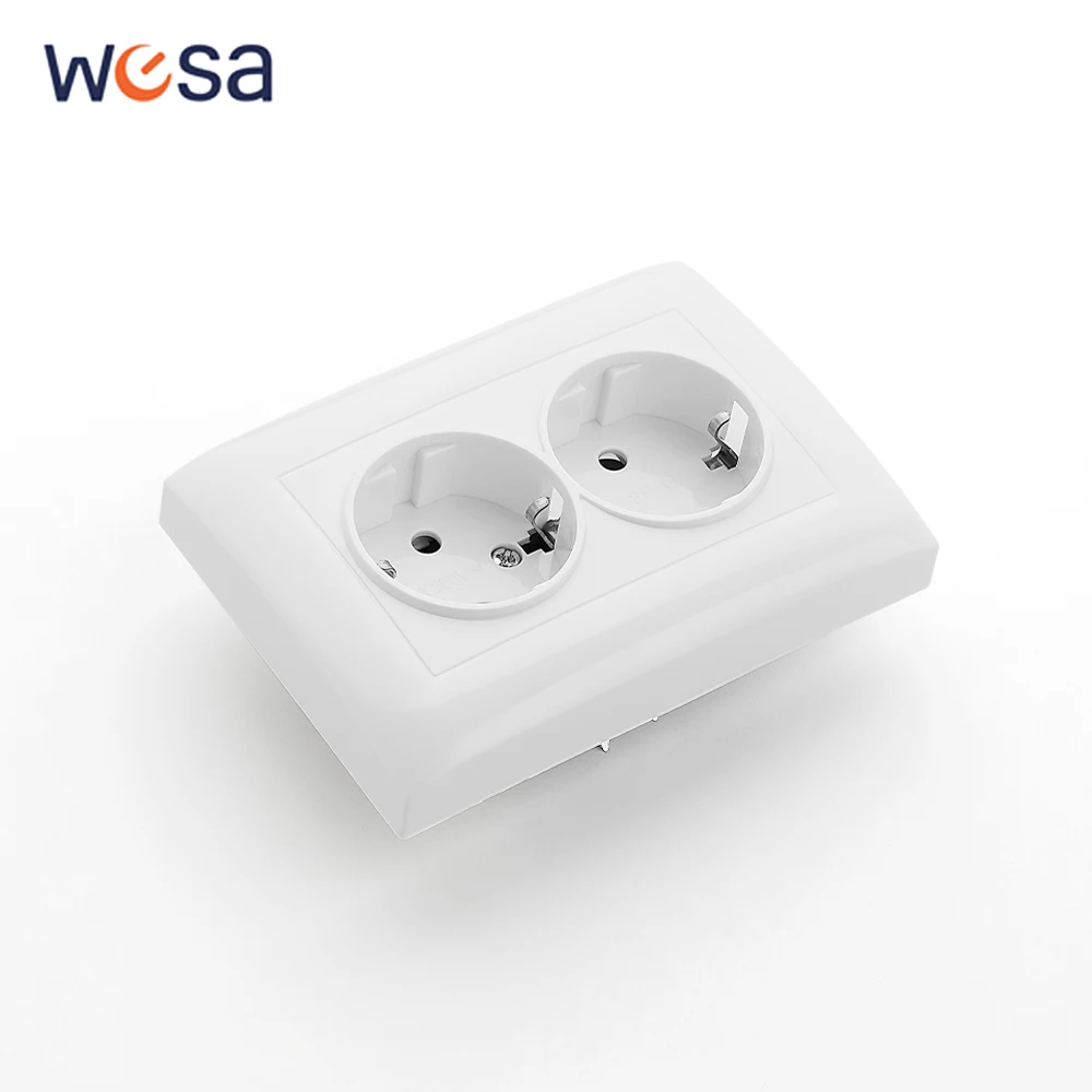 เต้ารับไฟฟ้าสีขาว มาตรฐาน EU ทนไฟ แบบฝังผนัง พร้อมระบบป้องกันไฟฟ้ารั่ว 250V คลาสสิก ทำจากพลาสติกเคลือบสี 250V 1