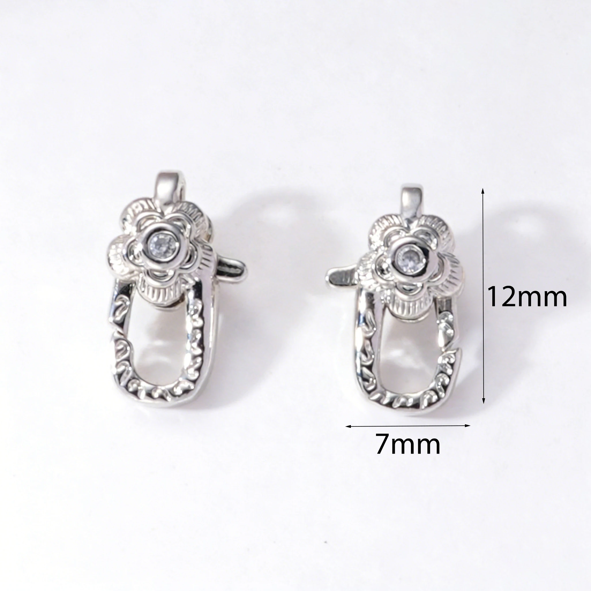 2 Stück 18K vergoldete Blumen-Karabinerverschlüsse, Pflaumenblüten-Verschlüsse für DIY-Armbänder, Halsketten, Verbinder, Schmuckherstellungszubehör – Detail 1