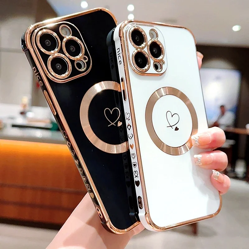 【iDEAL】Golden Hearts iPhoneケース MagSafe対応 関税送料込 高級 Magsafe 磁気ラブハート電話ケース iphone 15 14 13 12 11