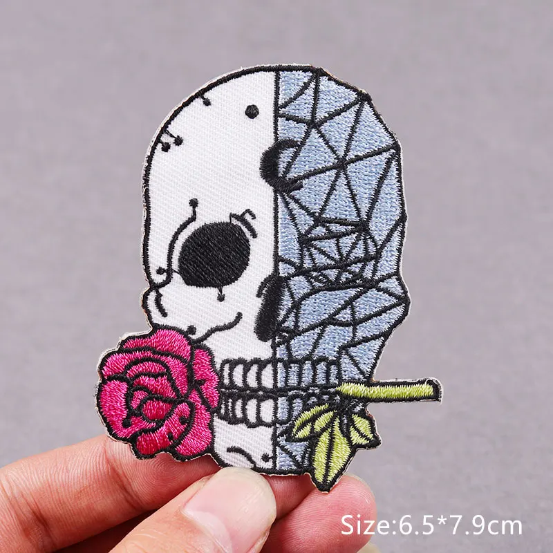 Gestickte Patch Horrorfilm Patches auf Kleidung Schädel Kleidung Thermo kleber Patches DIY Hippie Kleidung Aufkleber Zubehör – Detail 40