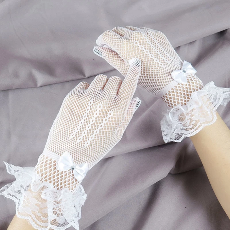 Elegant Women Ultra-Thin Summer Driving Cycling White Black Sunscreen Gloves Female Anti-UV Elasticity Lace Mesh Gloves