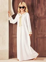 Vêtements pour enfants Robe de mode rétro pour fille Article unique Fille Or Floral Impression numérique Dentelle Blanc pur Col en V Petite ouverture Robe pull Jupe longue Convient pour 4-11 ans 3
