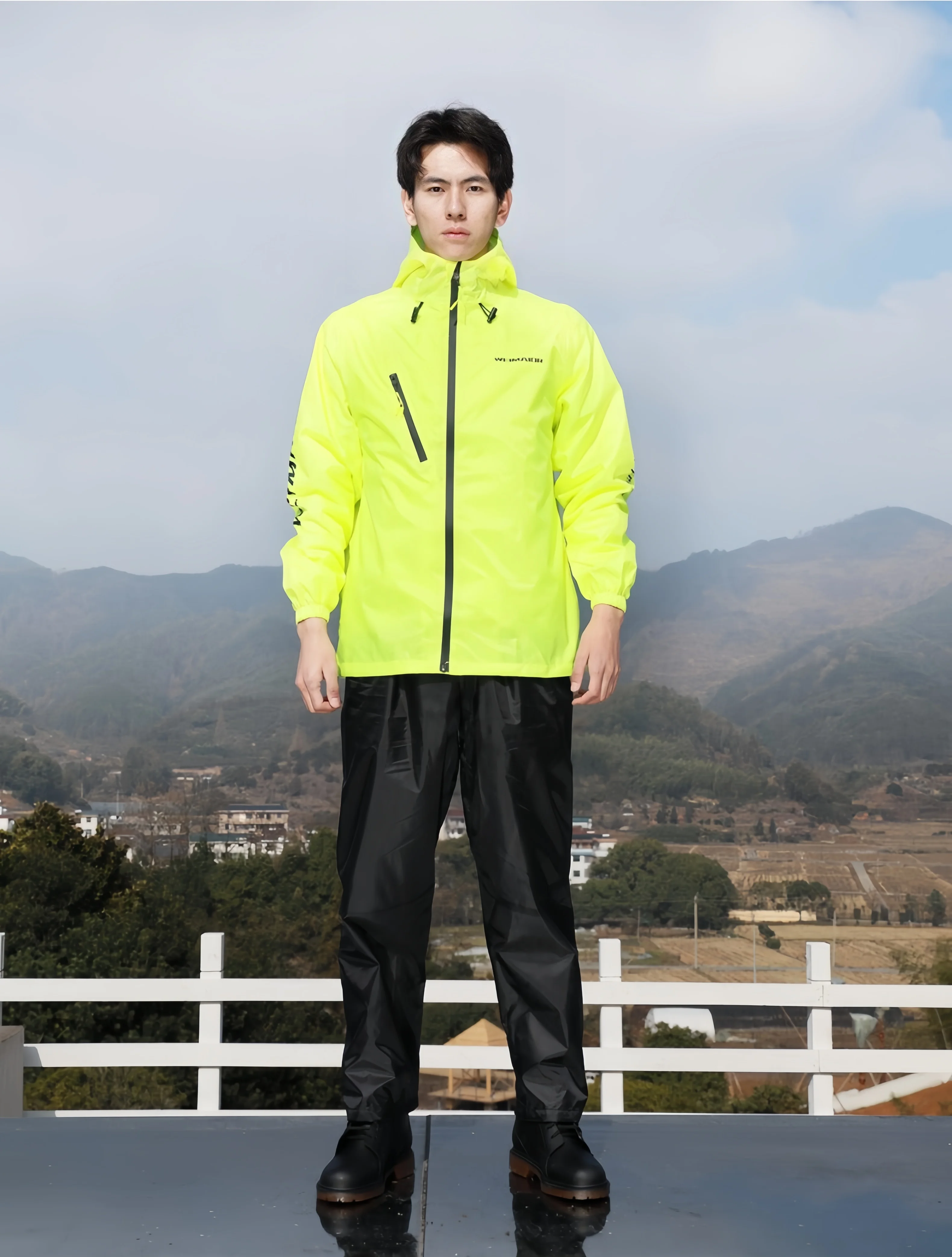 2025 Summer Ultra-thin Breathable Raincoat Rainpants Set
