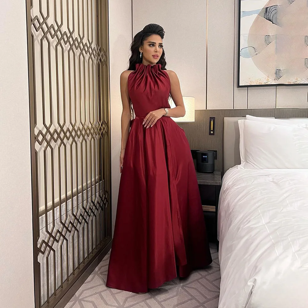 

Burgundy A Line Evening Dresses High Neck Pleats Satin Long Formal Prom Dress Floor Length Dubai Arabic Evening Gowns