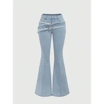 Jean pour femme en denim extensible avec broderie cœur et ourlet irrégulier, coupe décontractée avec poches