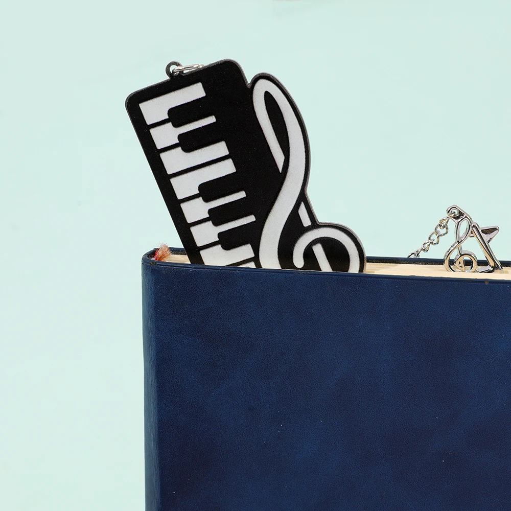Segnalibro in metallo con note musicali bianche e nere, un regalo per gli appassionati di musica, un segnalibro per donne e uomini, un segnalibro. - immagine 4