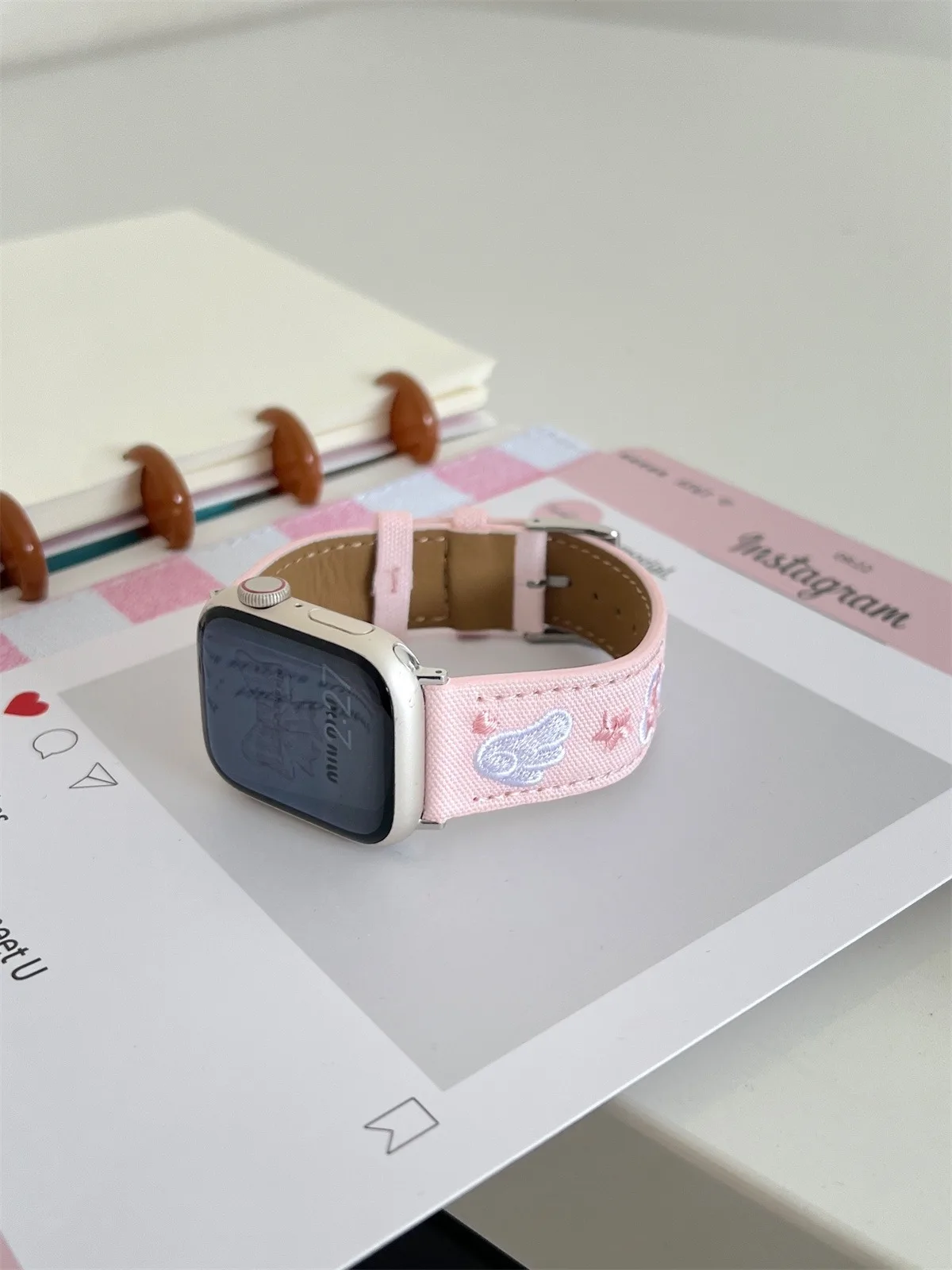 Uhrenarmband für Iwatch 42/44/45/46/49 mm 38/40/41 mm PU-Leder-Mode-Uhrenarmband für Uhrenserie Ultra2 Serie 10/9/8/7/6/5/4/3/2/1_voghion.com
