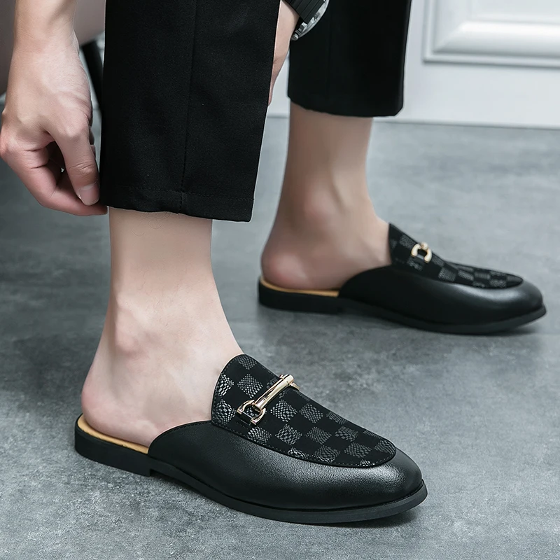 Black men's slippers Classic and versatile design styles Daily leisure walking outdoor party Breathable men's half slippers