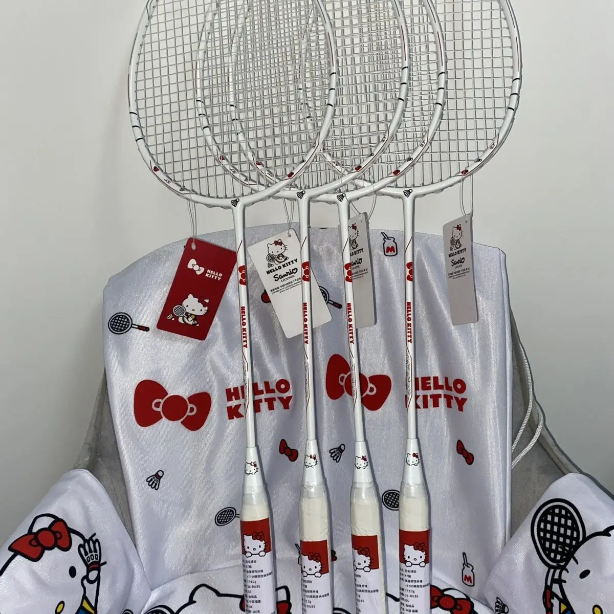 Animation peripheral Hello Kitty Hello Kitty badminton
