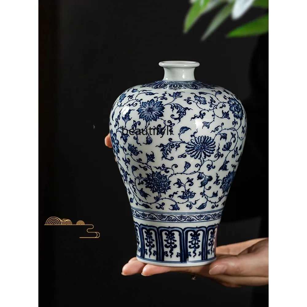 

Hand Painted Firewood Kiln Blue and White Porcelain Jingdezhen Ceramic Vase Chinese Antique and Curio Shelves Ornaments