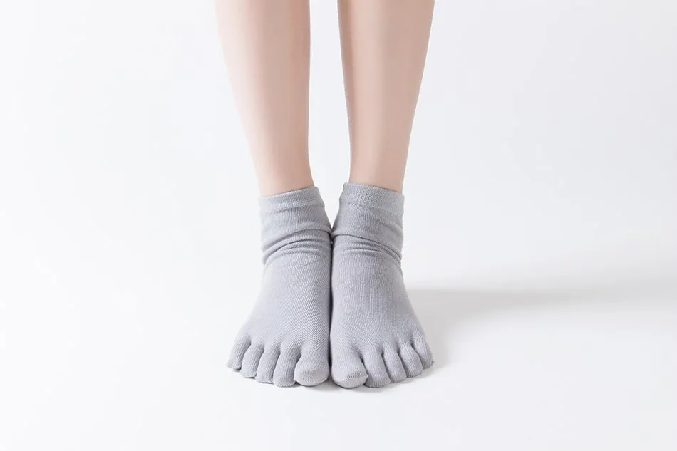 WOSWEIR 1 Pair Women Sports Yoga Socks Five Finger Slipper Anti Slip Lady Pilates Ballet Heel Professional Dance Protector 7 S00b12aa4ccff44058de55408380b90bbT