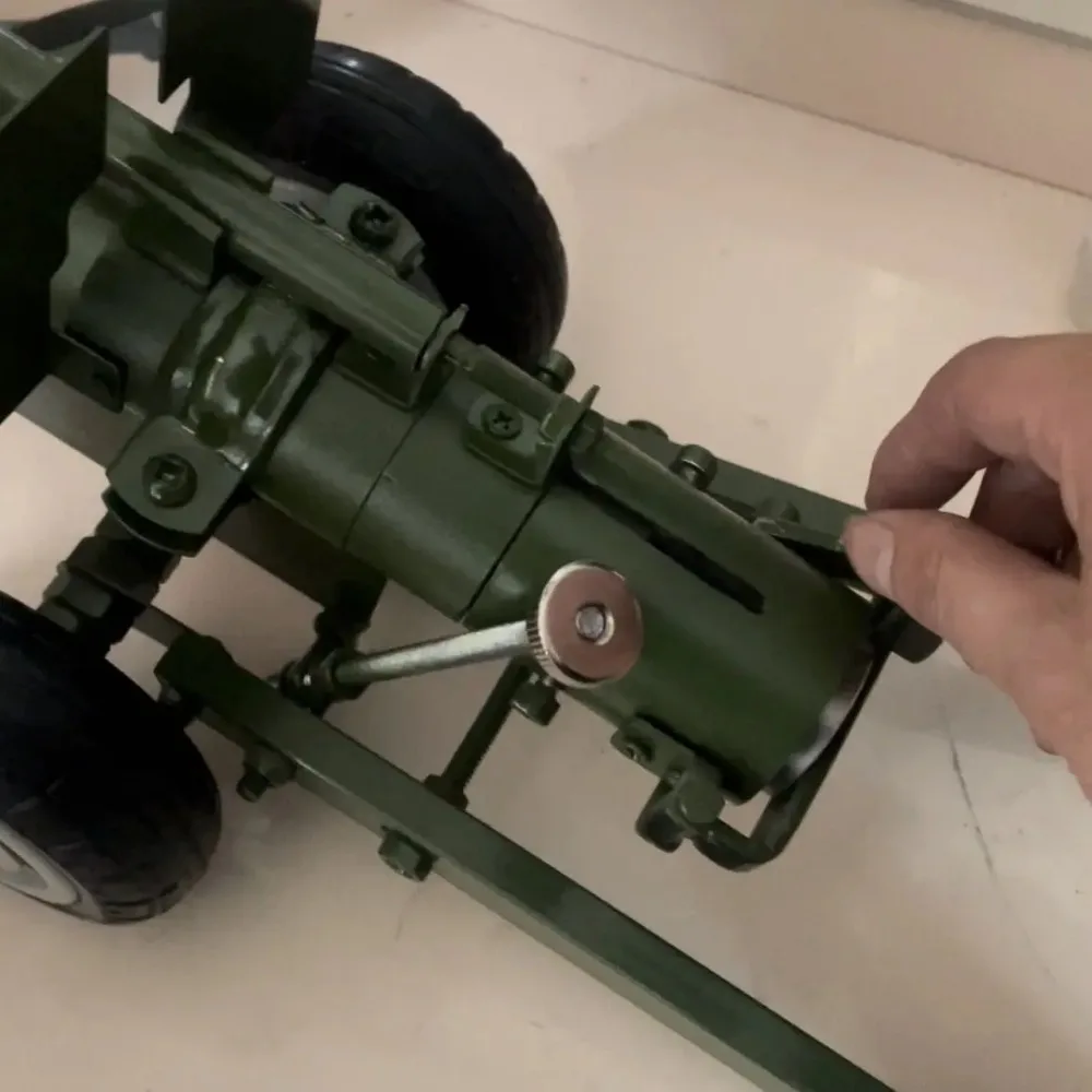 Italian Cannon Model Room Military Decorations, New Year's Table Decoration Gift, Two Kicks Childhood Memories, 1:32 4