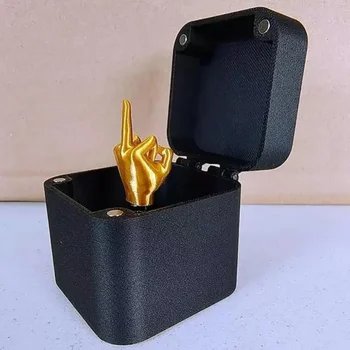 Christmas Interesting Prank Gift Middle Finger In Box Christmas Box Funny Creative Gifts Office Desk Decoration Home Decoration 4