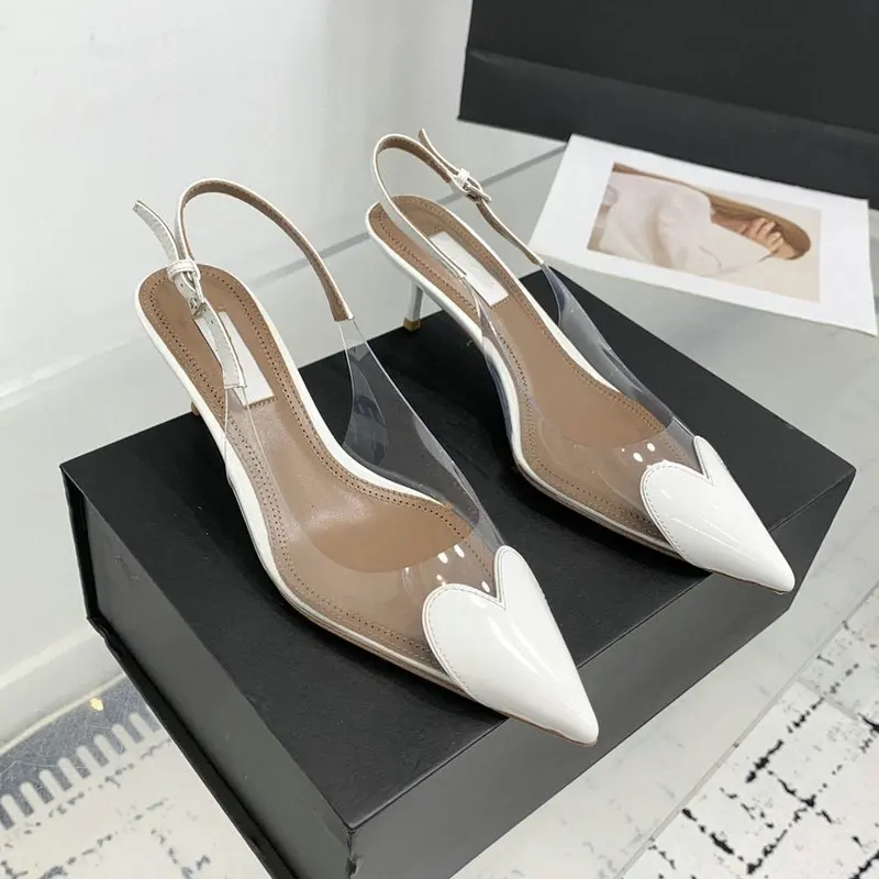 2025 New Style Fashion Heart-shaped Patched Pumps