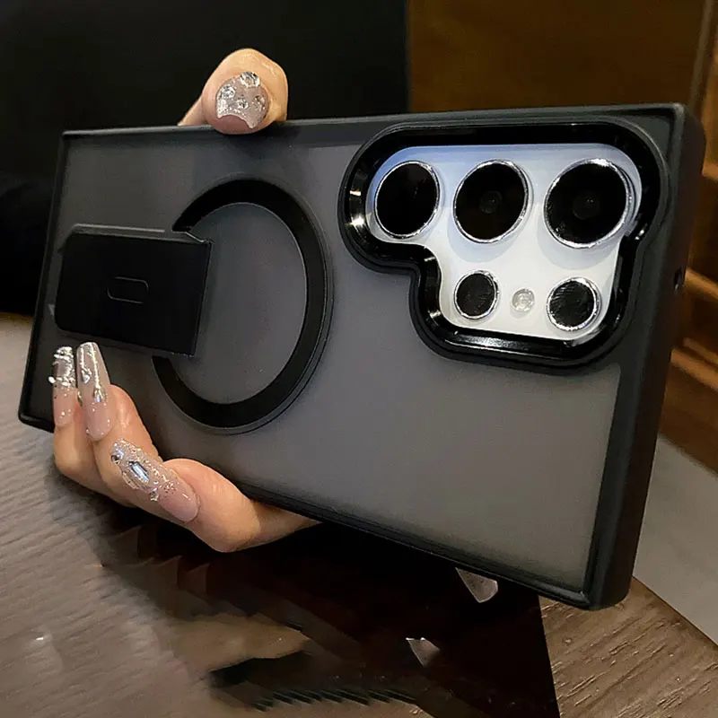 Luxury Folding Stand Magnetic Phone Case with Matte Translucent Back Cover